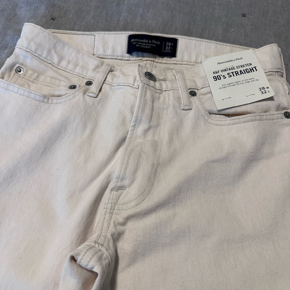Abercrombie & Fitch Men's 90's Straight Jeans - Cream